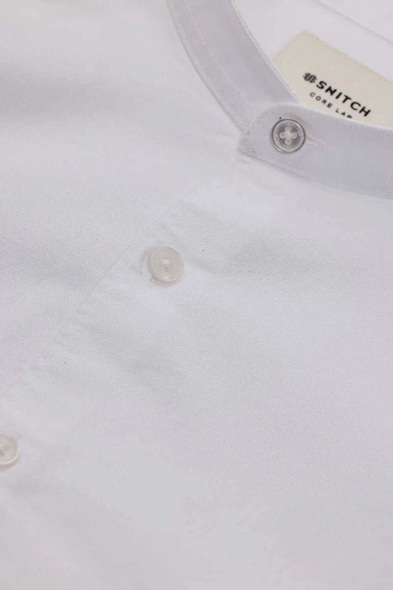 سنيتش قميص أكسفورد أبيض بقصة ضيقة من كور لاب