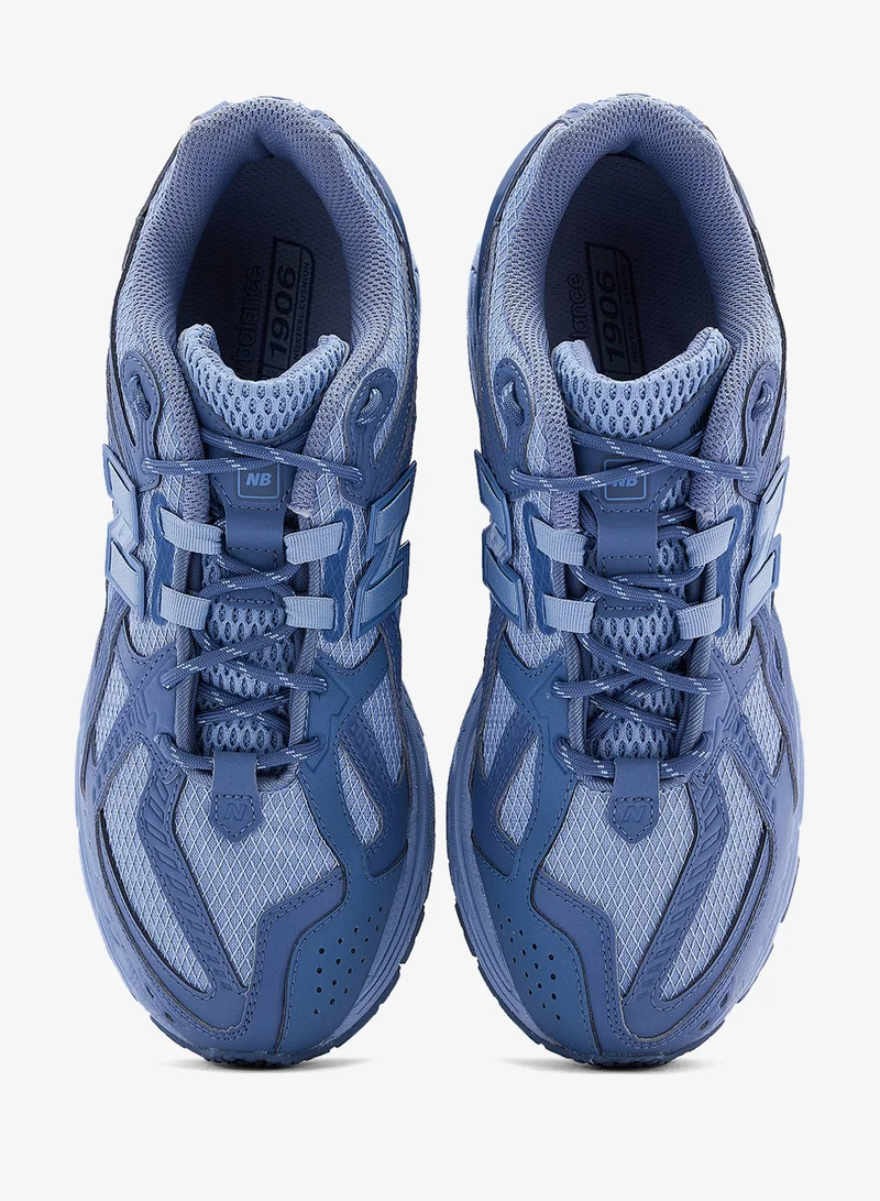 New Balance 1906 Sneakers