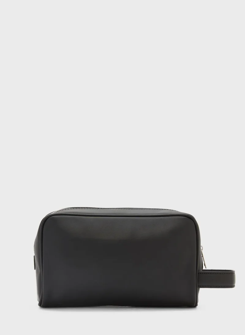 Karl Lagerfeld Essential Washbag