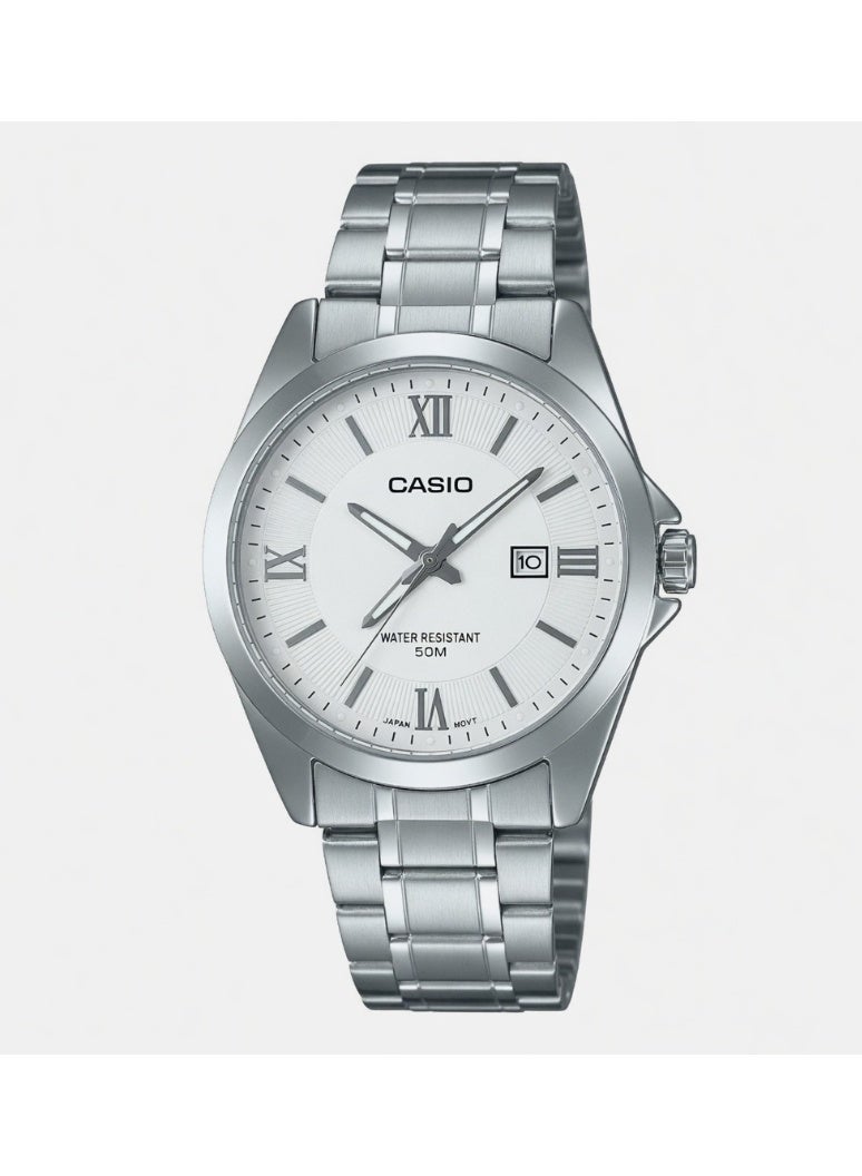 Casio Men's Classic Analog Watch - White Dial, Roman Numerals, Stainless Steel Band - MTP-V004D-7B