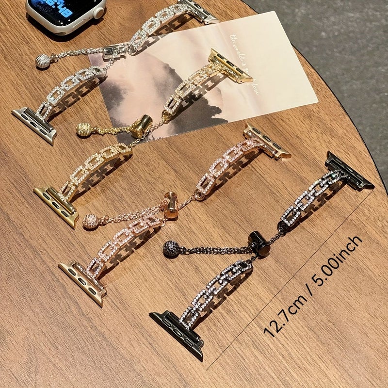 سوار ساعة أنيق من المعدن الذهبي المربع الماسي مناسب لأحجام 42 و44 و45 و49 ملم من ساعات iWatch Ultra و Series 9 و8 و7 و6 و5 و4 و3 و2 و1، سوار معصم معدني عالي الجودة - Image 2