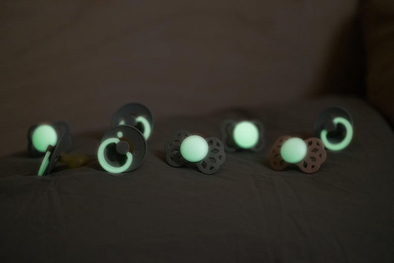 BIBS Pacifiers 0-6 Months | 2-Pack Soothers | BPA-Free Anatomical Nipple | Made in Denmark | Sage Glow/Cloud Glow Colour Pacifier - Image 5