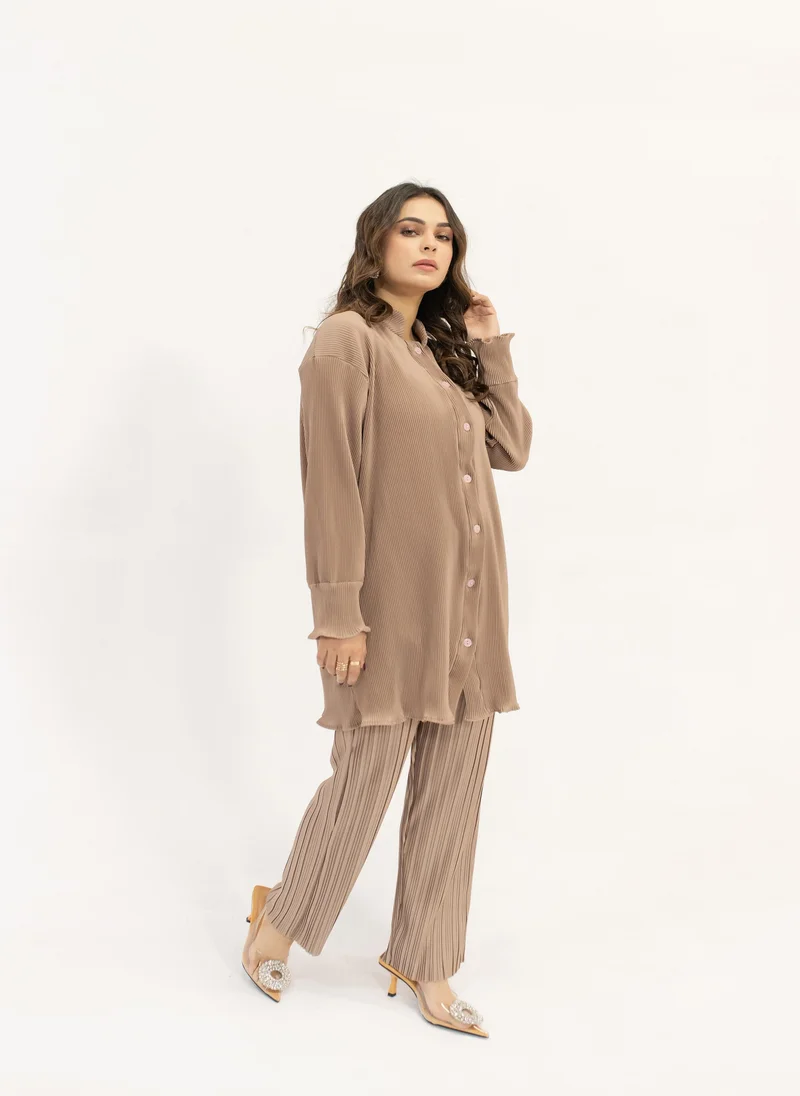 Hassal Contrast Pleated Blush Beige Suit