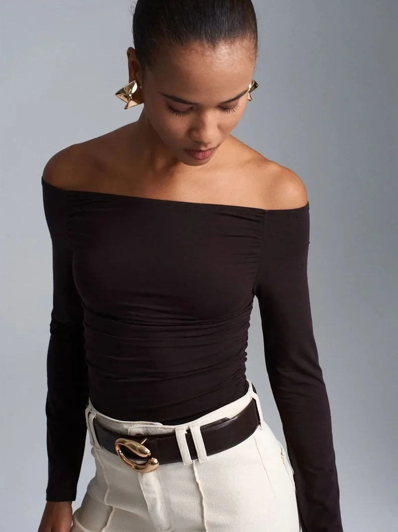 Dilvin DILVIN Off-Shoulder Slim Fit Knit Blouse