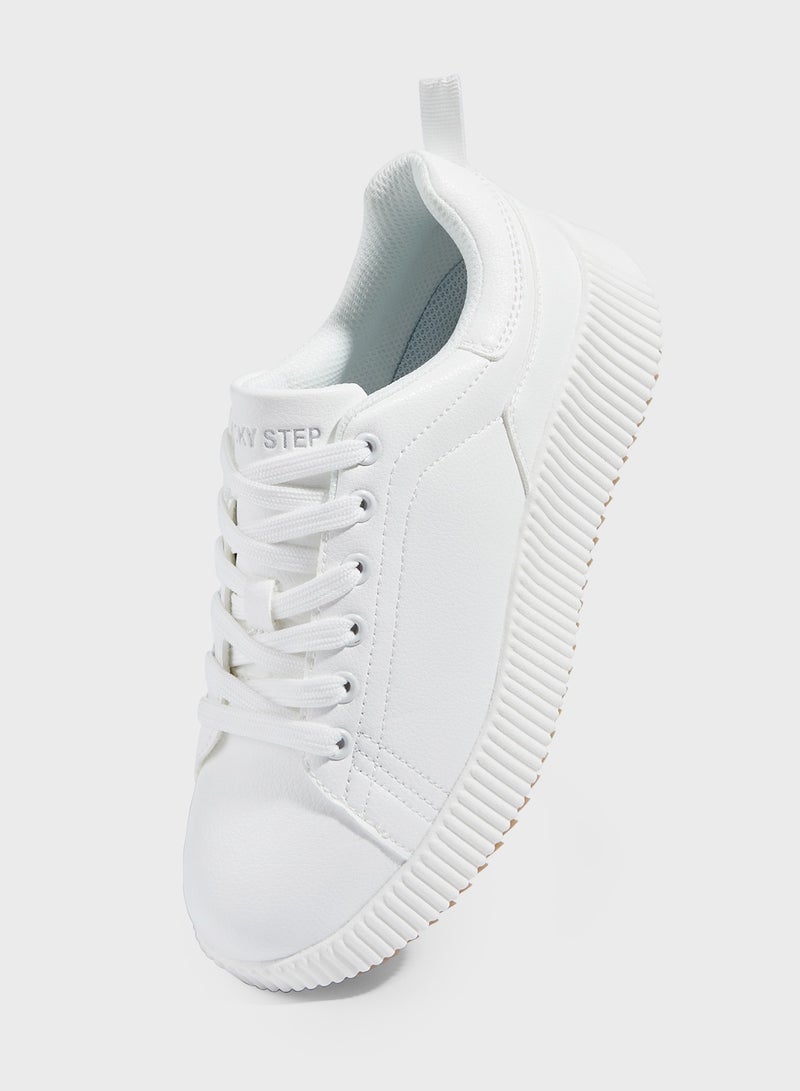 LUCKY STEP حذاء رياضي نسائي من لاكي ستيب ذو نعل سميك، عصري، غير رسمي، لامع، بتصميم ريترو، مضفر، مناسب للمشي - Image 4