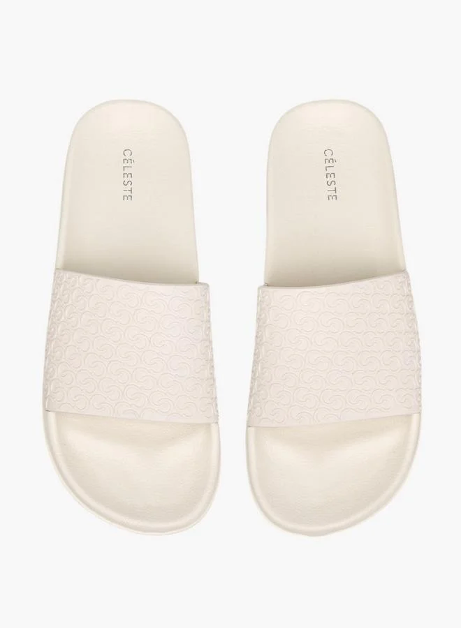 سيليست شباشب نسائية بنقش شعار