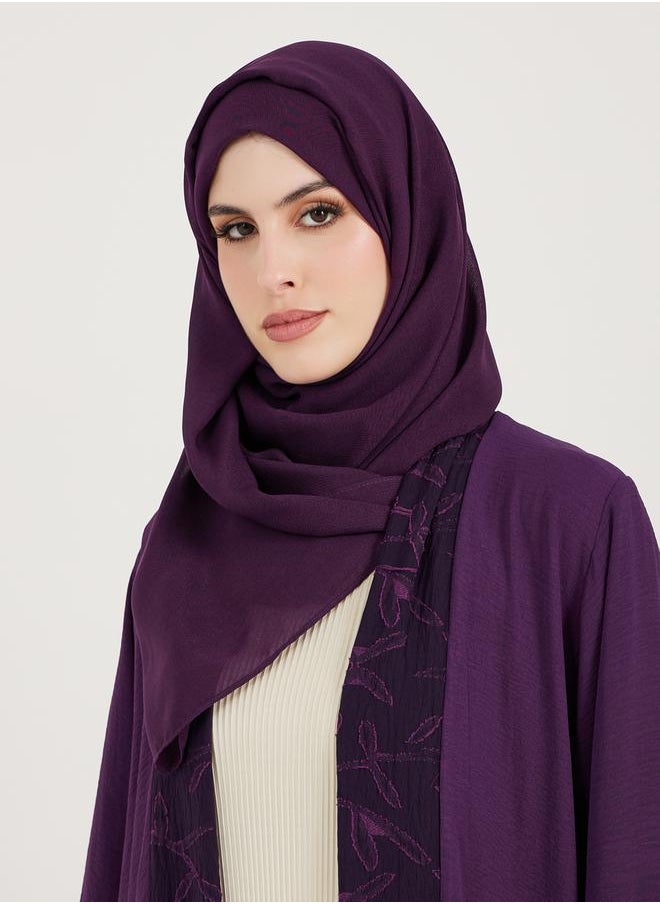 ستايلي - عباية كريب بتفاصيل جاكار مع حجاب - Image 1