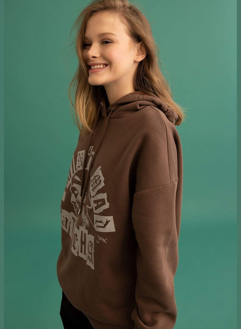 DeFacto Woman Tupac Licenced Oversize Fit Hooded Knitted Sweatshirt  - Image 4