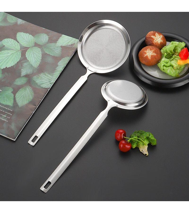 Stainless Steel Fine Mesh Strainer Spoon Large Model Skimmer With Long Handle Removes Grease Foam For Home Use Hot Pot Cooking Modern Kitchen Essential - Image 3