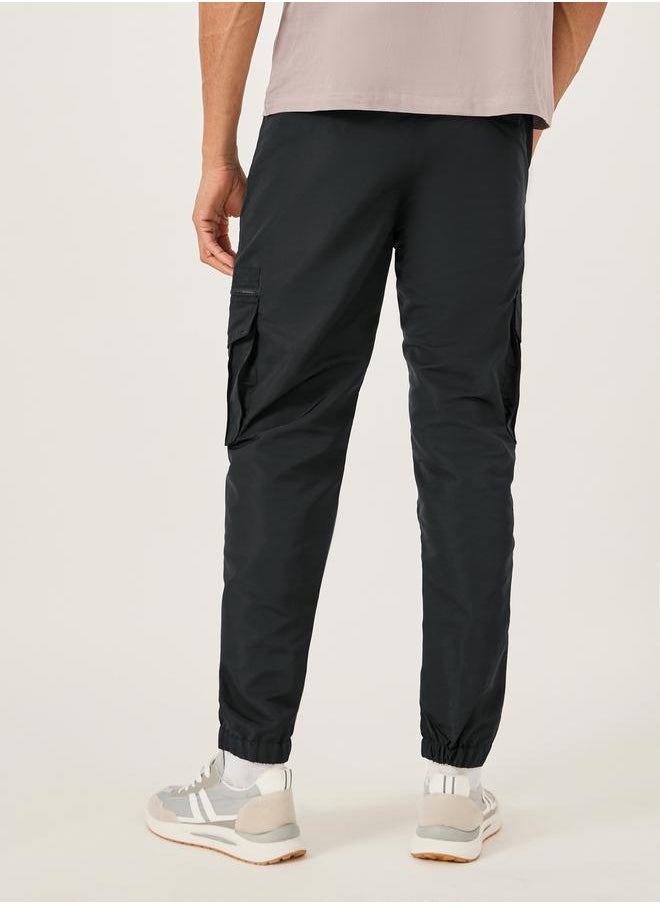 Fort Collins Mid Rise Regular Fit Joggers with Drawstring by Styli  - Image 4