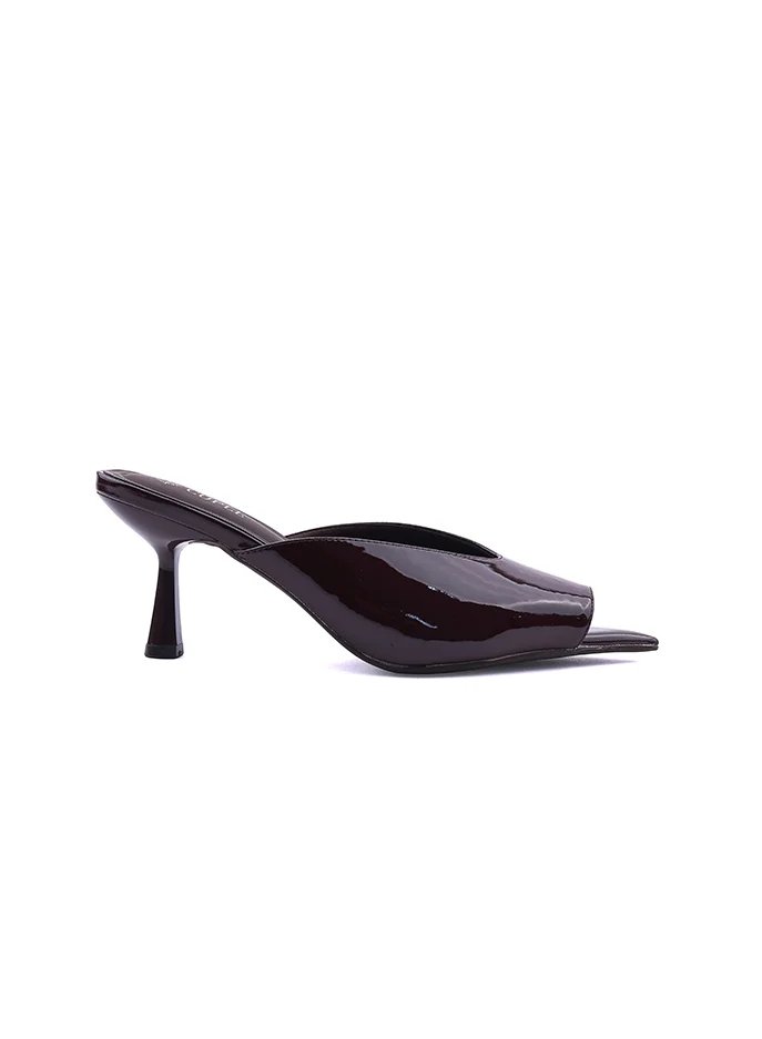 كابلي Heel Slipper – Modern Minimalist