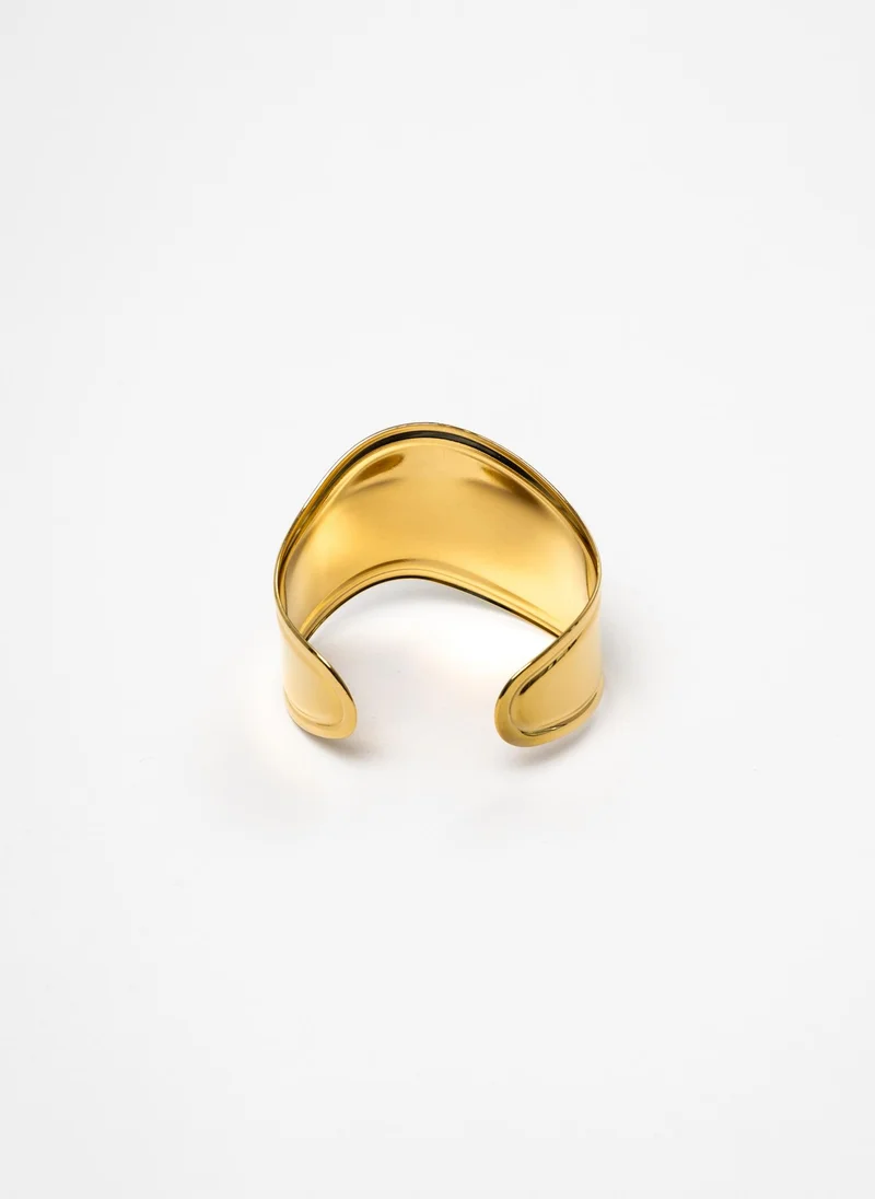 Lichi Wide round bracelet in smooth metal