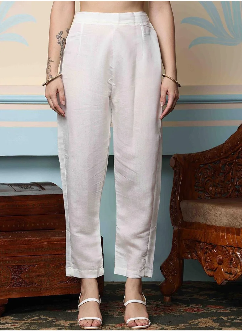 آي شين Straight Fit Yoke Design Pattern Round Neck Three-Quarter Sleeves Off White Colour Knitted Cotton Kurta Set for Women with Semi Elastic Closure - A Must-Have for Every Wardrobe
