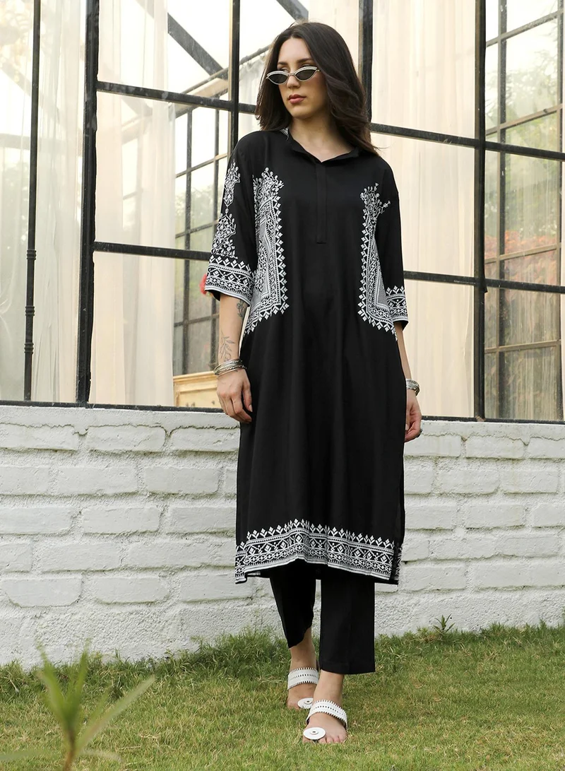 QISSA Women's Midnight Black Geometric Print Kurta With Midnight Black Trousers Set