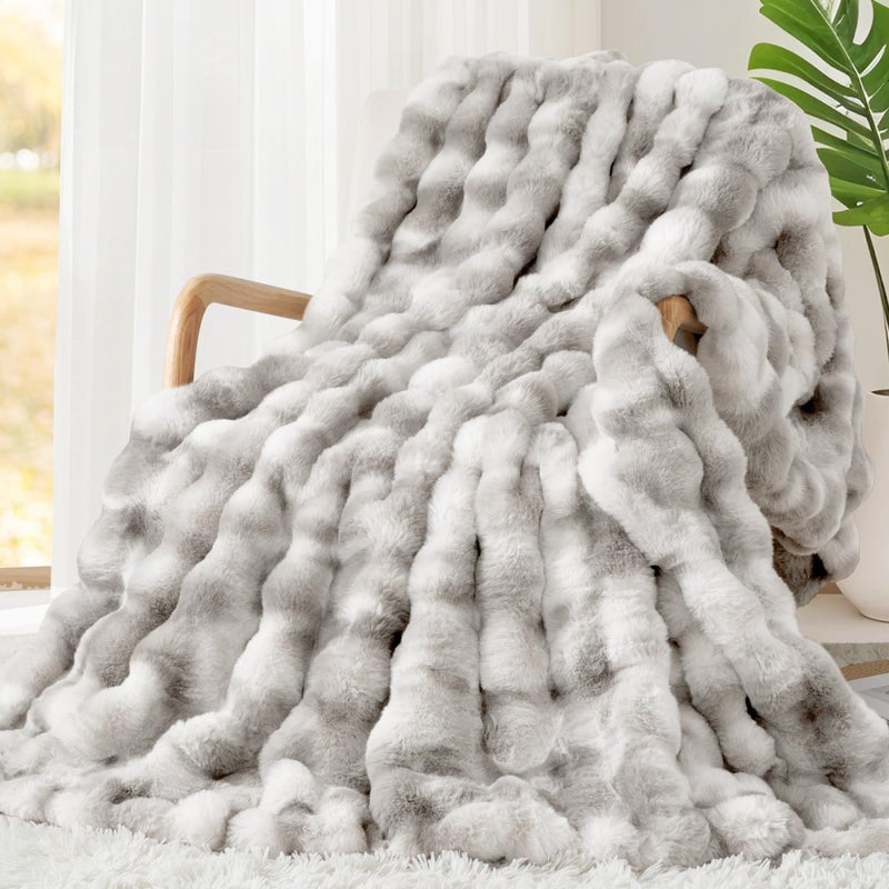 Touchat Luxury 1000GSM Faux Rabbit Fur Throw Blanket Super Heavy Warm Cozy Grey Blankets for Couch Bed Sofa Ruched Plush Fuzzy Elegant Soft Reversible Mink Blanket for Living Room Bedroom
