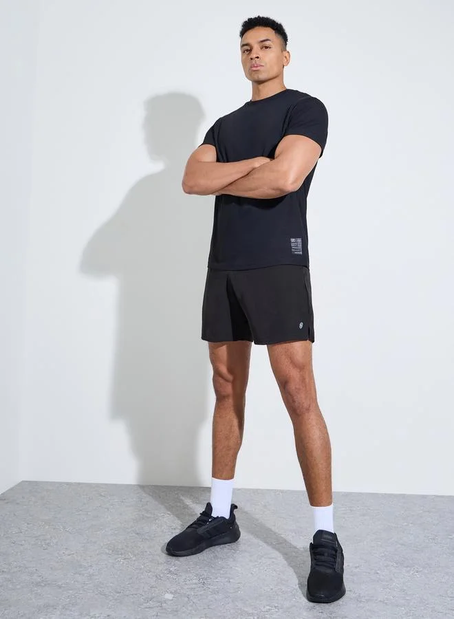 Styli Black Solid Patchwork Detail Regular Fit Active T-Shirt