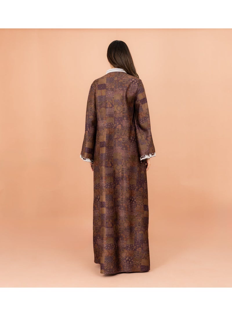 اكسا جلابية شتوية مطرزة باللون الأبيض من الماندرين - Image 5