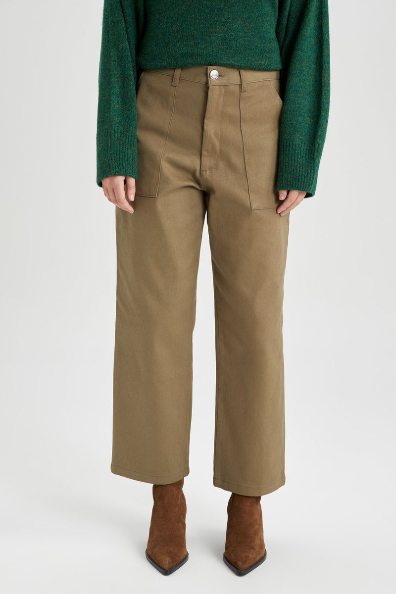 DeFacto Woman Straight Fit Regular Hem With Pockets Gabardine Trousers - Image 4