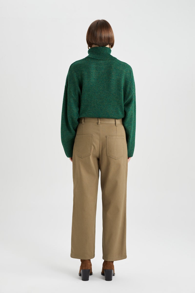 DeFacto Woman Straight Fit Regular Hem With Pockets Gabardine Trousers - Image 5