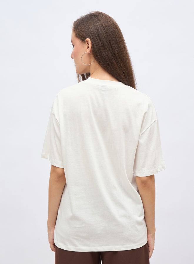 ستايلي تيشيرت فضفاض مطرز بشعار ستايلي - Image 5