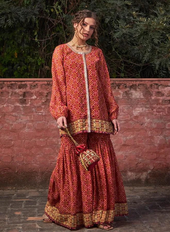 ساسافراس طقم بلوزة بأزرار أمامية بطباعة زهور مع بنطال شراة خمري