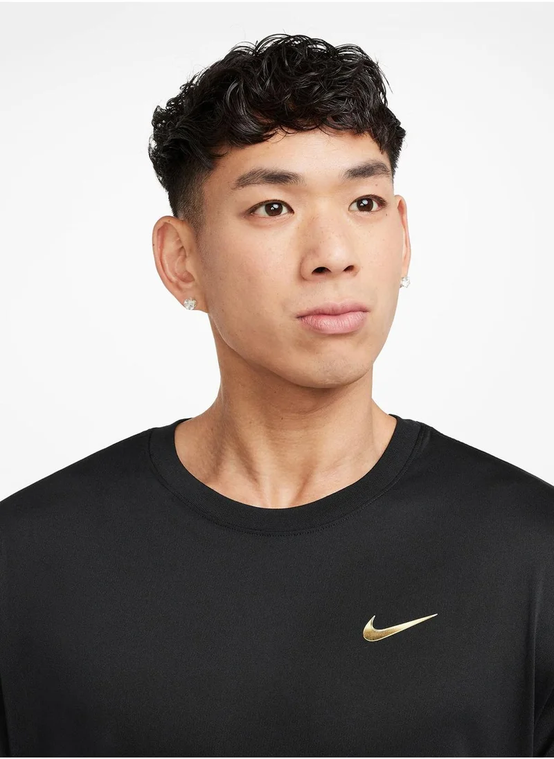 Nike Dri-Fit Essential T-Shirt