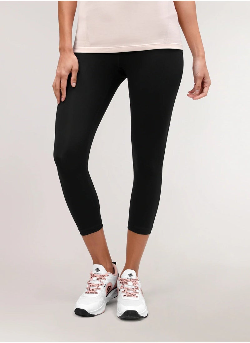 Kayanee Sculpting Compression Crop Legging - Image 1