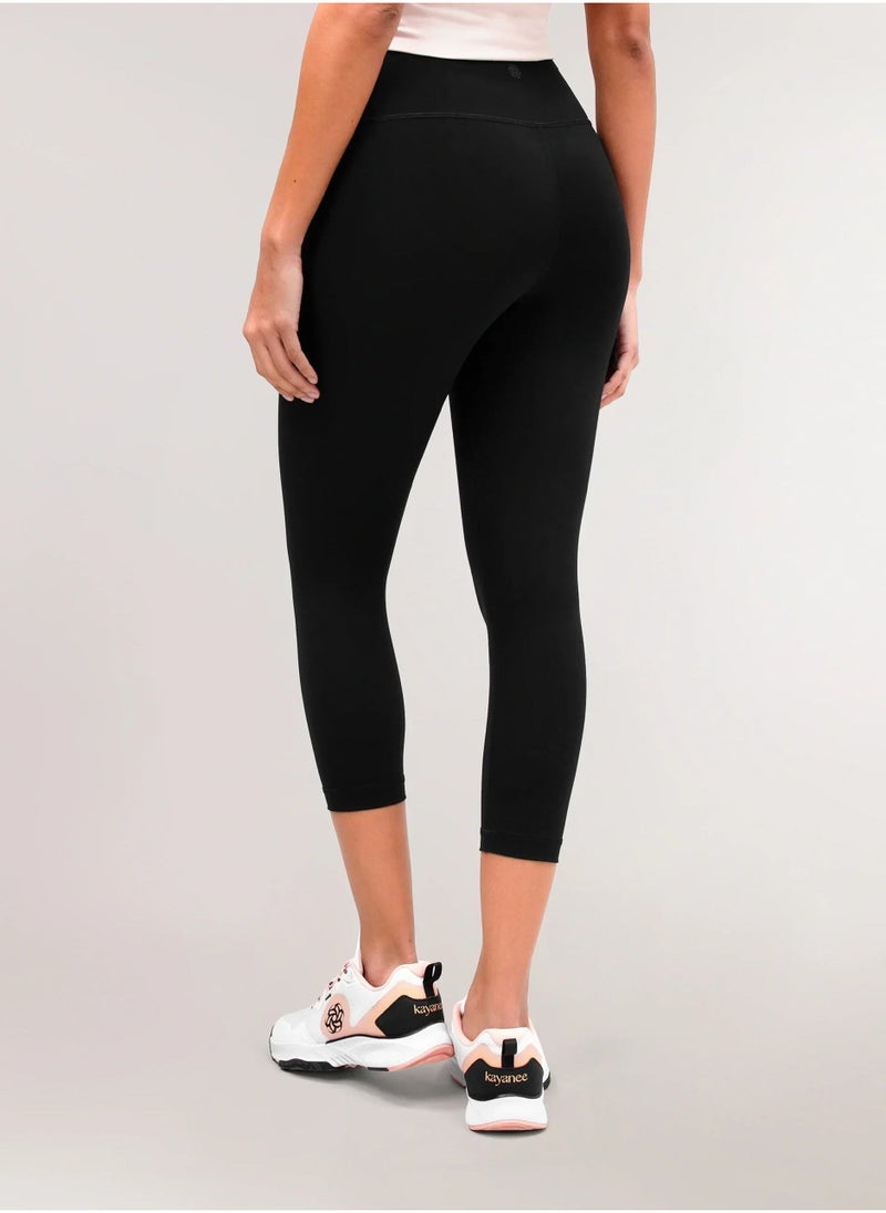 Kayanee Sculpting Compression Crop Legging - Image 3