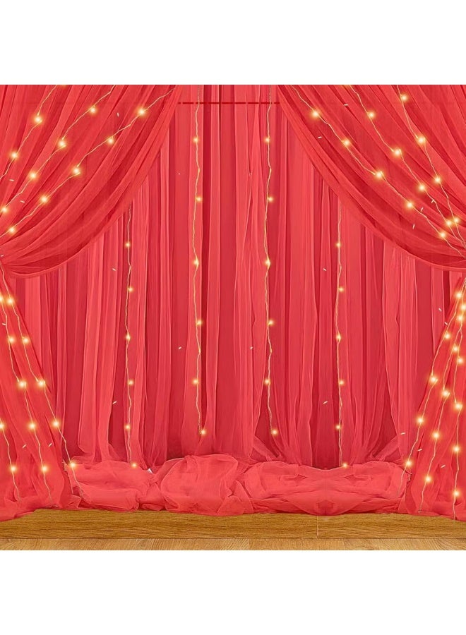 1iAM مجموعة إضاءة شبكية حمراء مزخرفة مكونة من 6 قطع، 4 قطع كبيرة مخيطة بشريط من النايلون قابلة لإعادة الاستخدام وناعمة وخالية من التجاعيد، 85 × 5 أقدام لكل ستائر شبكية خلفية، قطعتان بطول 11 مترًا من مصابيح الأرز للحفلات