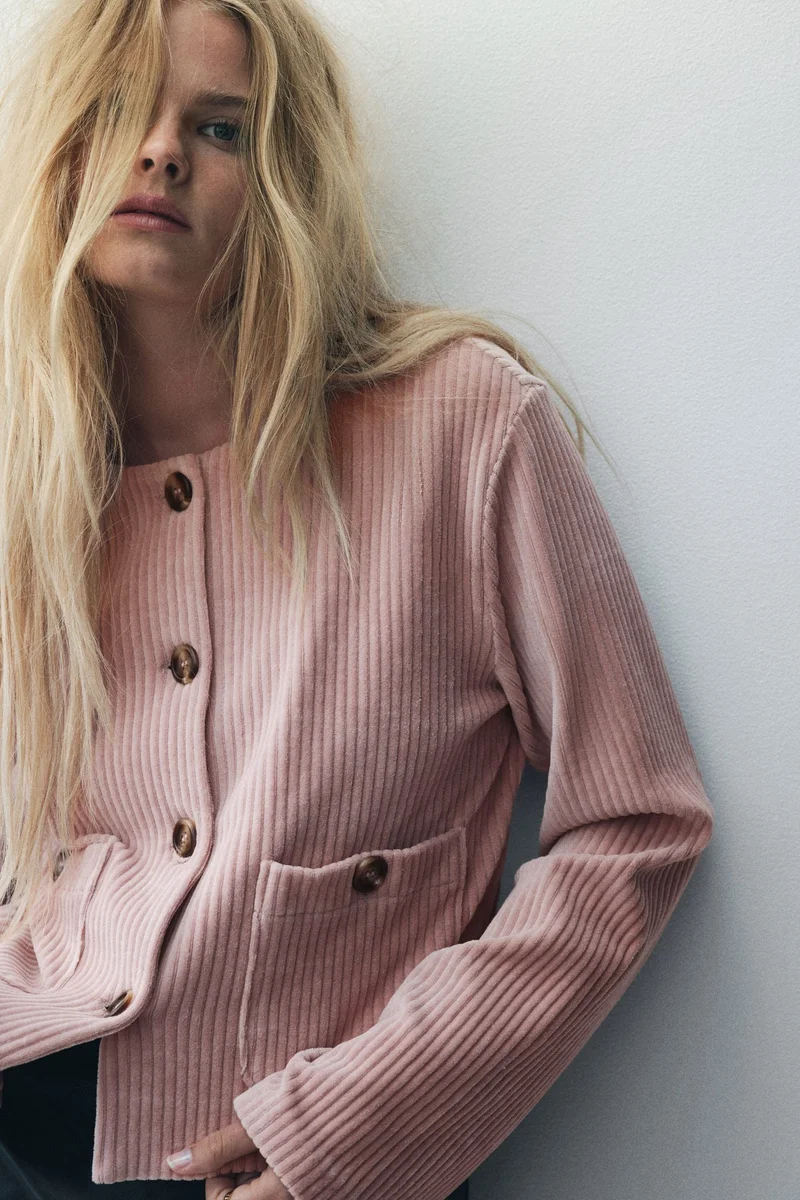 اتش اند ام كارديغان من الفيلور المرن