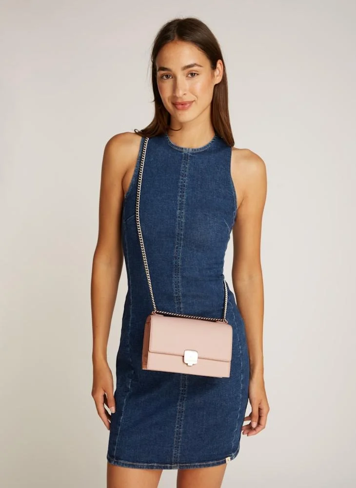 كالفن كلاين جينز Forged Chain Flap Crossbody