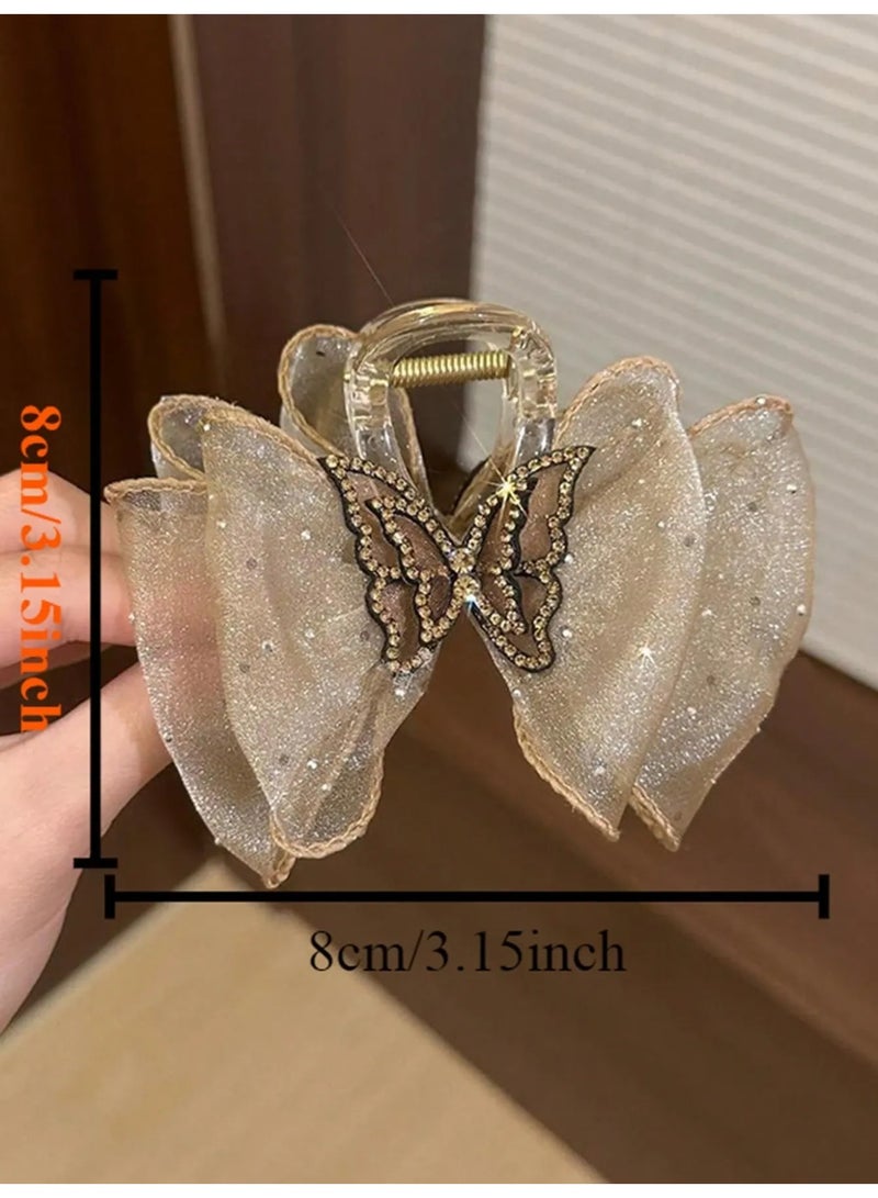 مشبك شعر بتصميم فيونكه مزينه بكريستالات لامعة على شكل فراشه لطيفه  مشبك شعر يضيف لمسة أنثوية وجذابة لتسريحة شعرك - Image 3