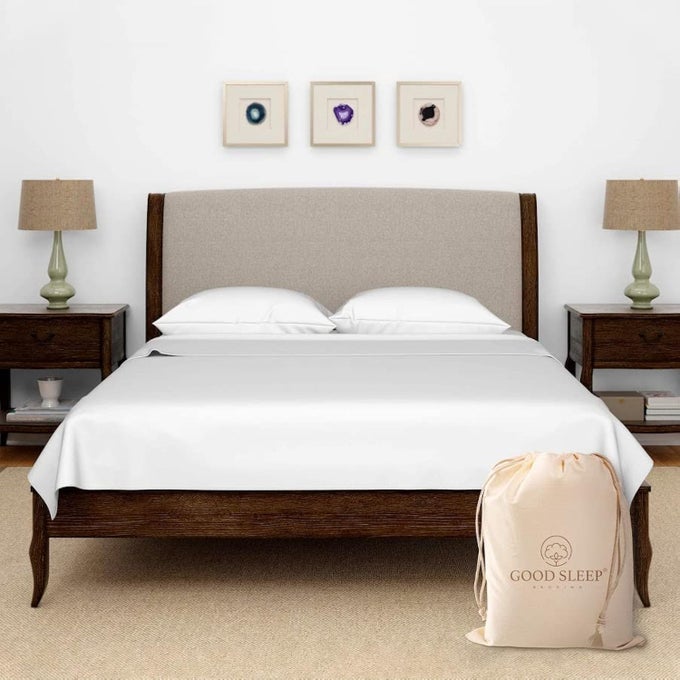 OLYMPIC QUEEN SHEETS SET 100 EGYPTIAN COTTON LUXURY 4 PC SUPER QUEEN SHEETS SETS BREATHABLE SNUG FIT 16 DEEP POCKET FITTED SHEET 2 PILLOWCASES 1 FLAT SHEET WHITE