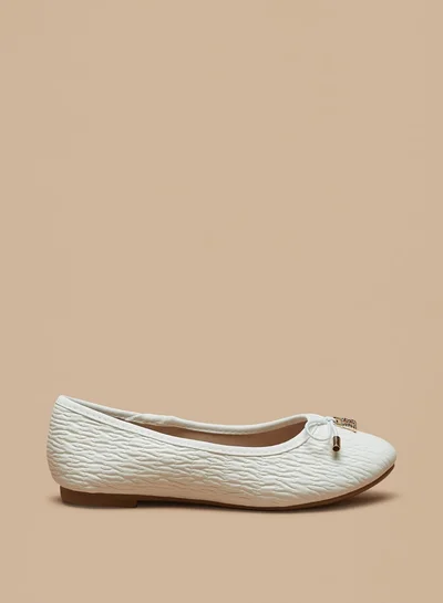 Flora Bella By Shoexpress Girls Textured Slip-On Ballerina Shoes With Bow Detail And Metal Accent