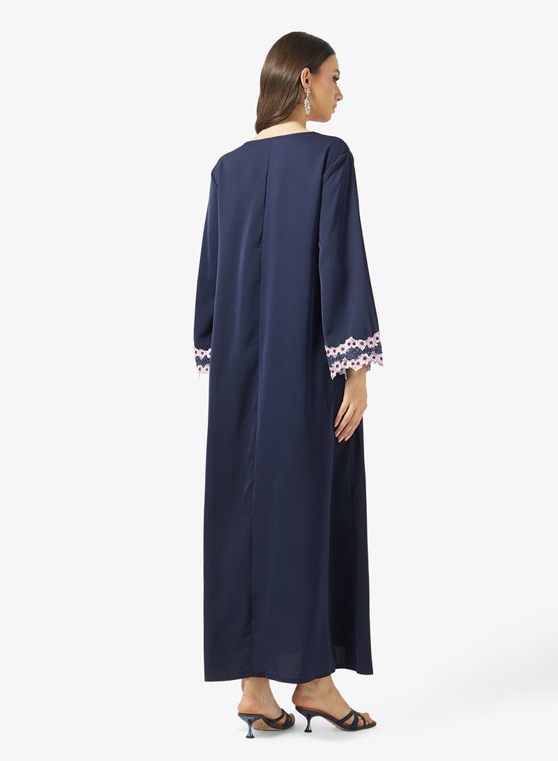Khizana Embroidered Jalabiya - Image 2