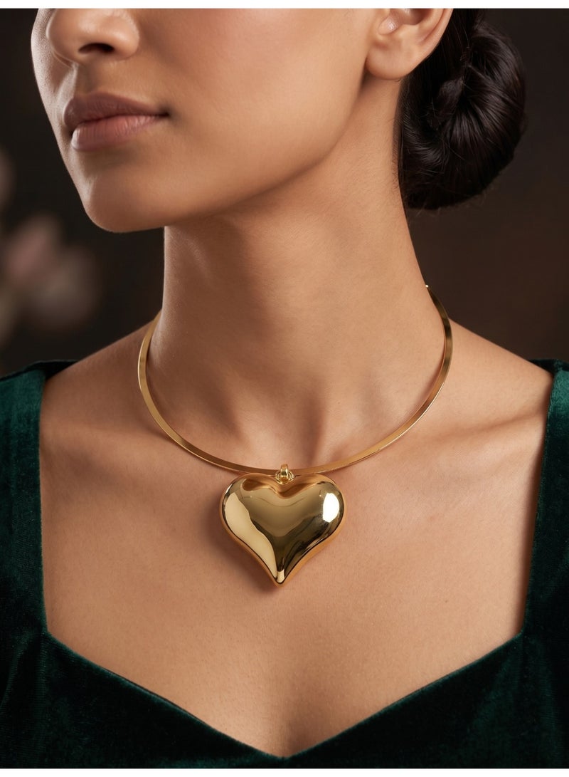 A series of pure, rust-resistant stainless steel necklaces featuring a gold color.