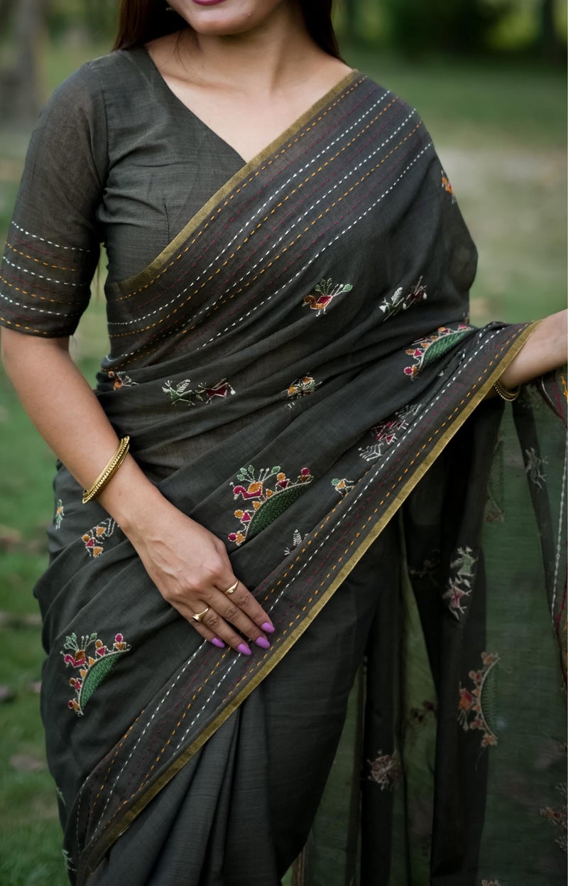 NK Textiles Women Cotton Blend Bird & Tribal Warli Design Katha Stitch Embroidery Work Saree with Fancy Pompoms (4 COLORS), Green - Image 2