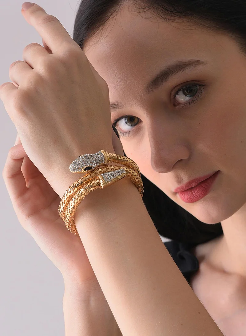 SOHI Contemporary Cuff Artificial Bracelet Jewellery