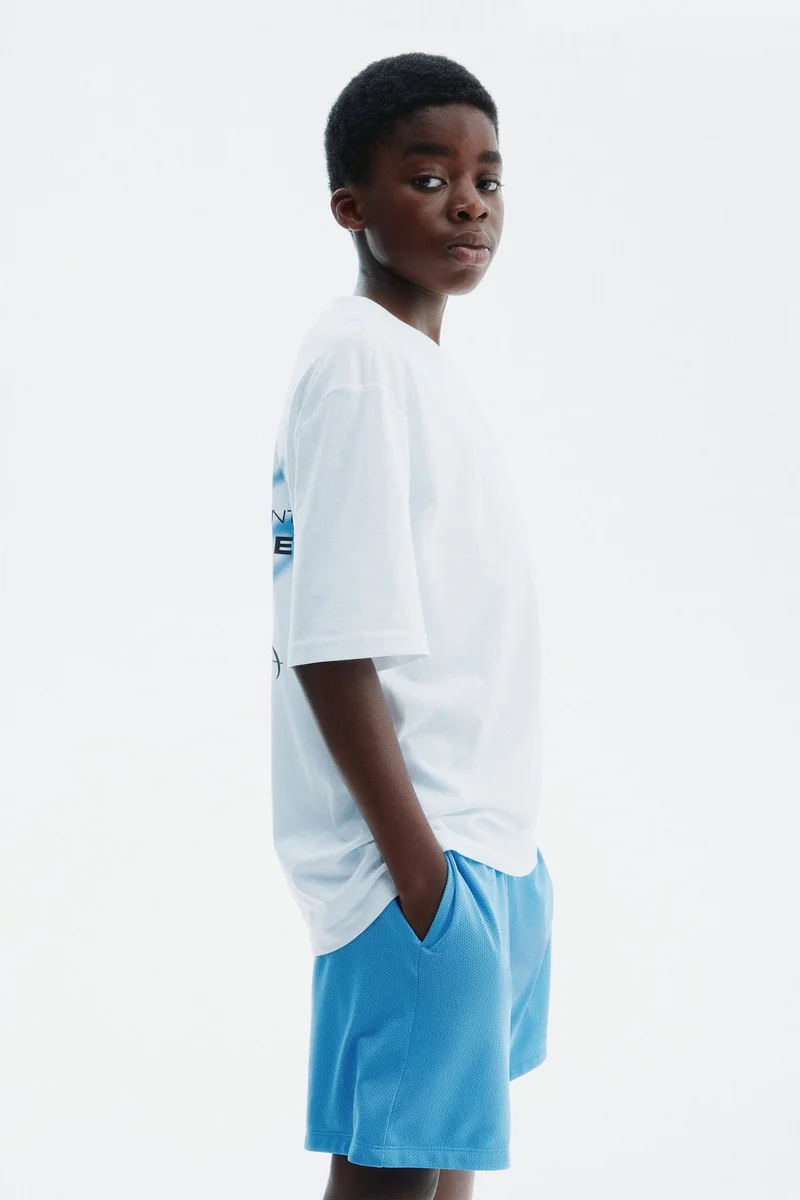 H&M Sports shorts with DryMove™