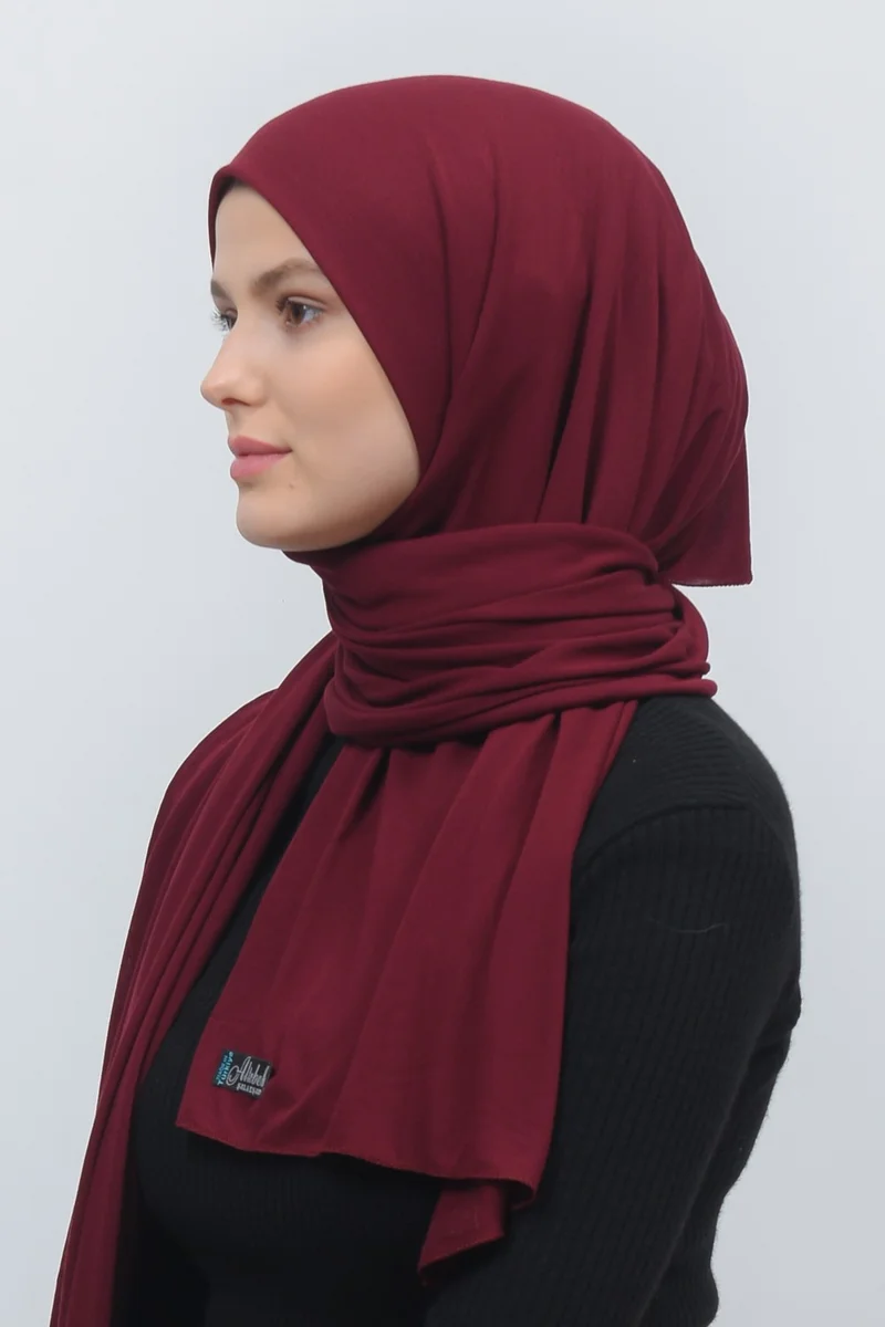التوبة Hijab Combed Cotton Shawl Plain-Dark Claret Red