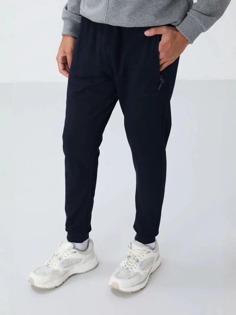 تومي لايف TOMMY Men's Jogger Sweatpants With Zip Pocket