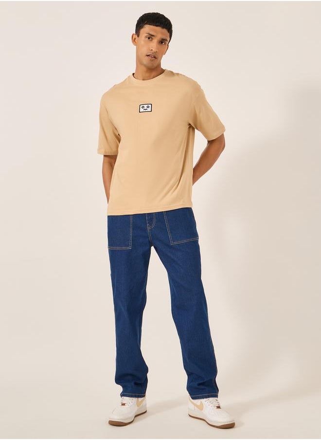 Styli Mid Rise Relaxed Fit Jeans with Contrast Stitch Detail  - Image 2