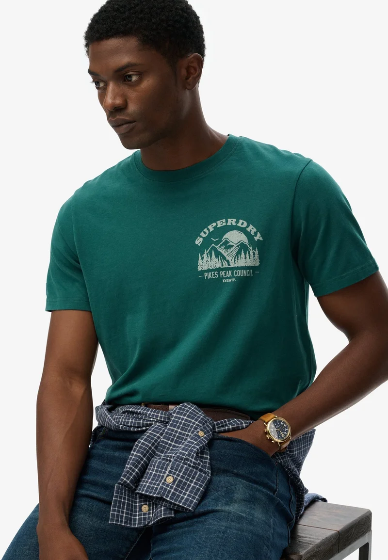 Superdry Lo-Fi Outdoors Chest T-Shirt