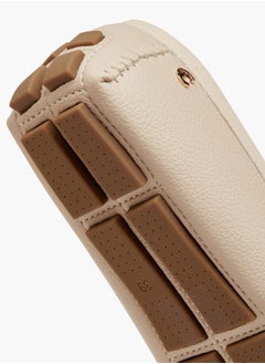 Le Confort Women Textured Slip-On Loafers  - Image 5