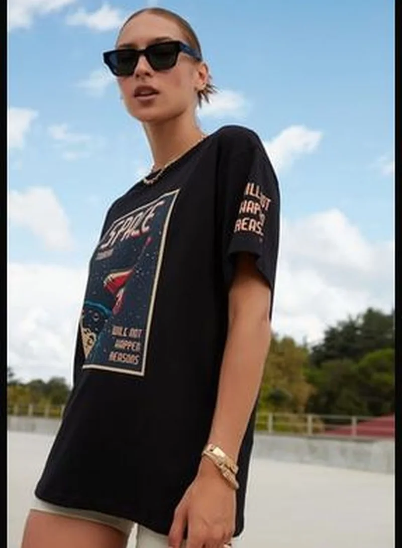 trendyol Black 100% Cotton Space Printed Boyfriend Fits Crew Neck Knitted T-Shirt TWOSS21TS3663