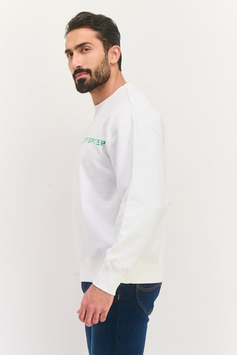 ESPRIT سويت شيرت رجالي بأكمام طويلة بياقة دائرية بشعار العلامة التجارية، أبيض - Image 2