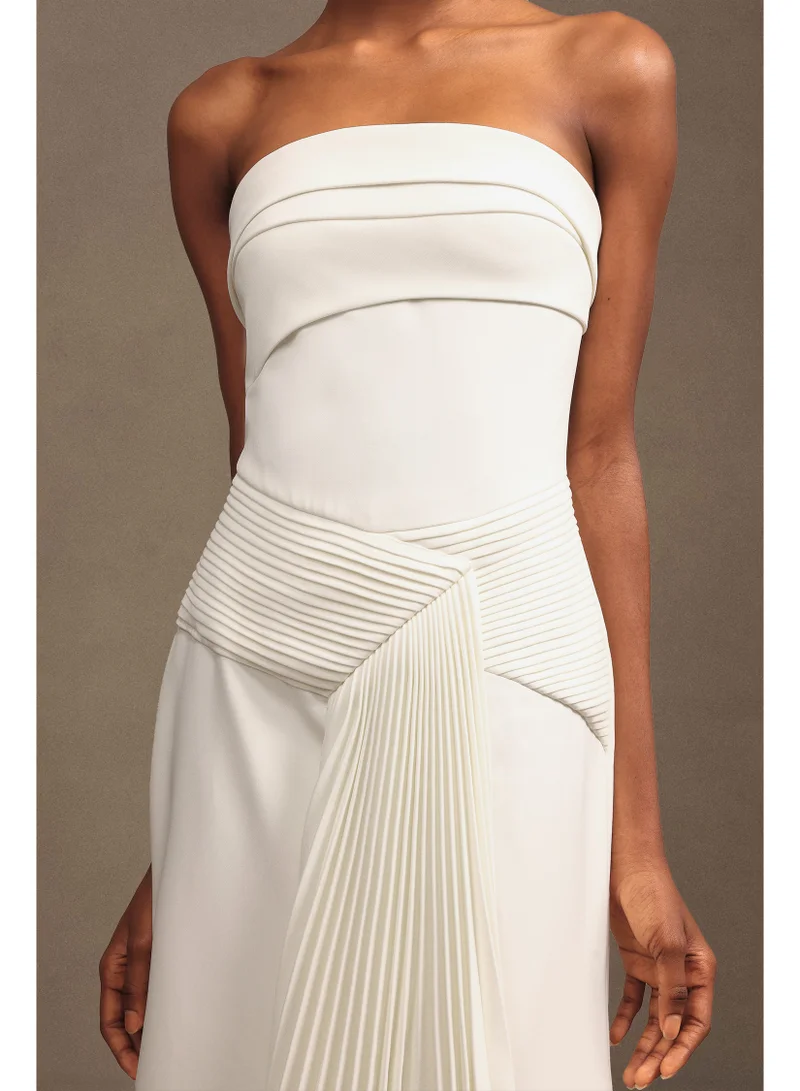 Bella Barnett Trese Sleevess Fold Maxi Dress