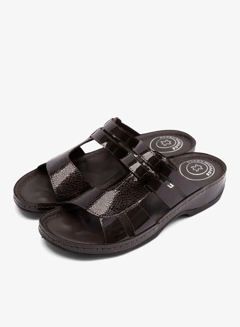 كومفورت بلس صنادل نسائية مريحة بطبعة تمساح بنية