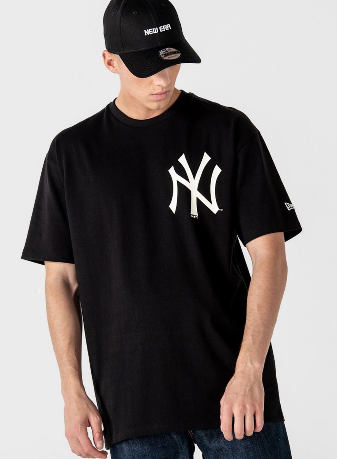 NEW ERA CAP New Era New York Yankees Oversize T-Shirt In Purple
