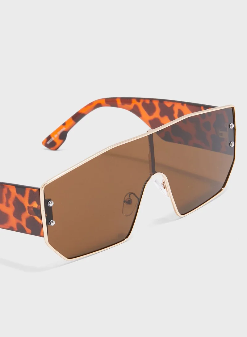 Jeepers Peepers Shield Sunglasses